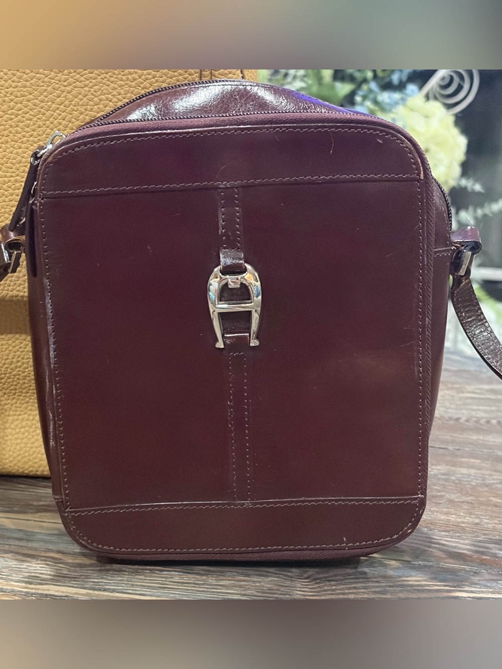 Vintage Etienne Aigner Burgundy/ Oxblood/Chianti Leather Crossbody Purse Bag